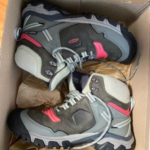 KEEN Ridge Flex Mid Waterproof Hiking Boots - Women's - New In Box